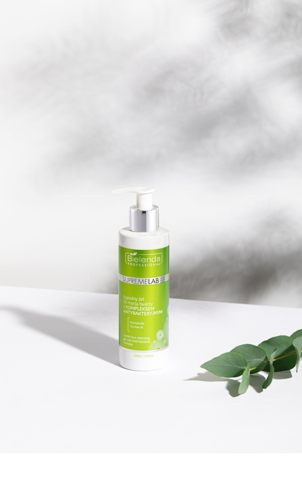 Bielenda Professional Supremelab Sebio Derm - мягкий гель для умывания с антибактериальным комплексом /  Antibacterial Complex 190  g  / GTIN 5902169043575