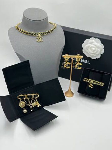 Чокер CHANEL