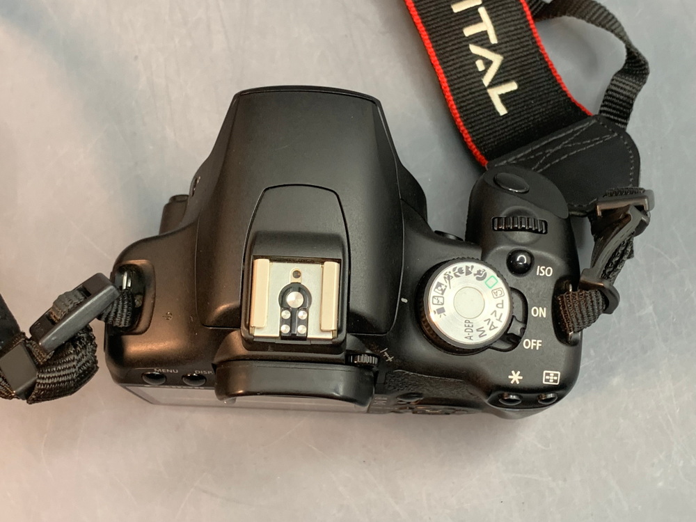 Canon 500D Kit 18-55mm 3.5-5.6 ll 13.272 Кадров