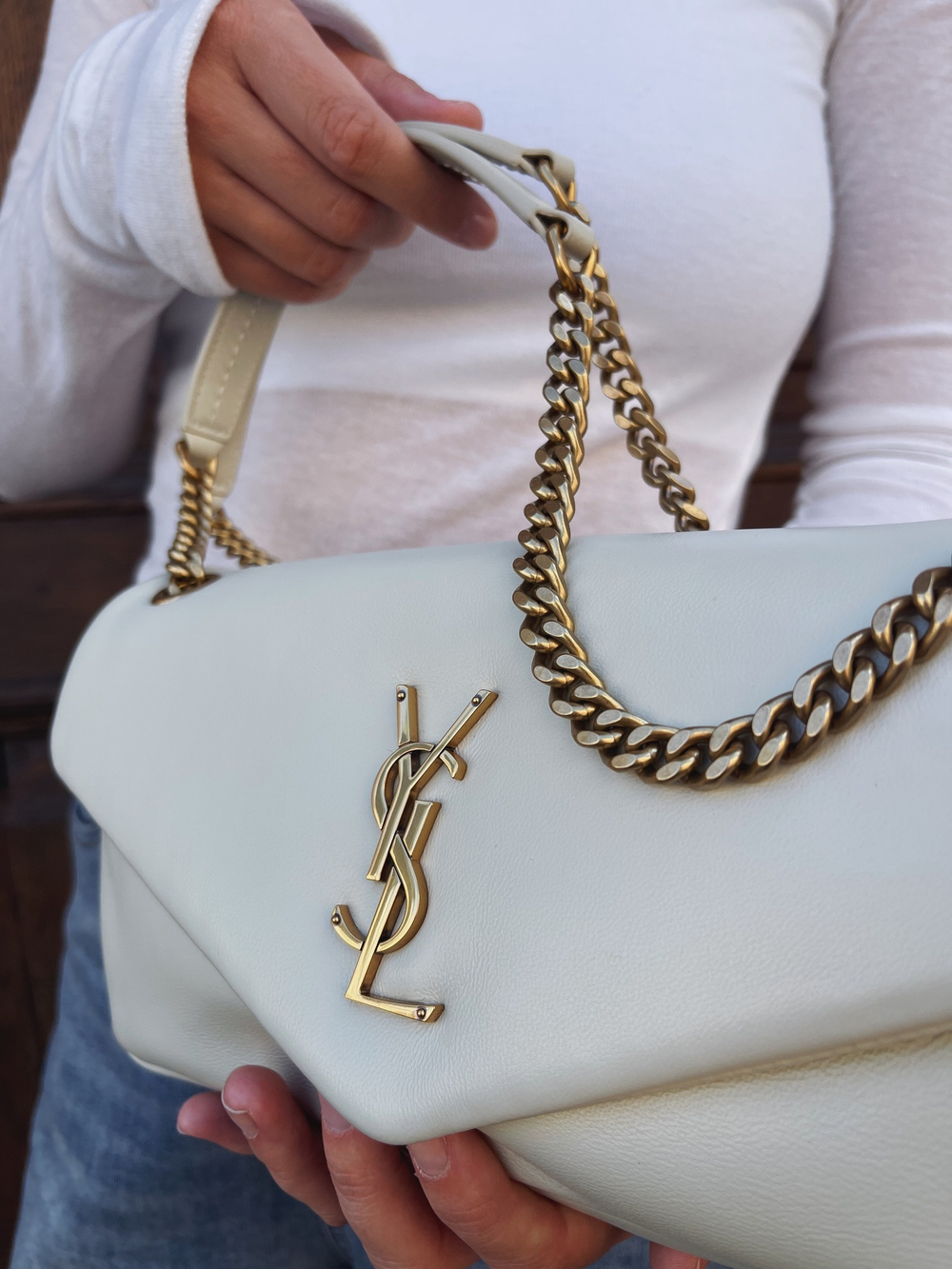 Saint Laurent Calypso