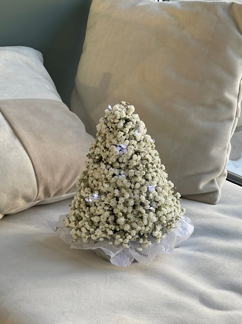 Ёлка из гипсофилы