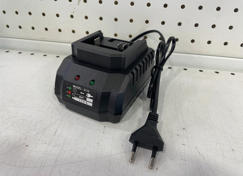 Зарядное устройство для Li-ion аккумуляторов 18-21V, 2А, для шуруповертов, плита (за 1 шт.)