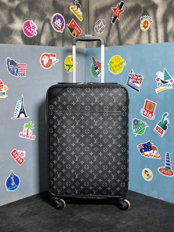 Чемодан Louis Vuitton