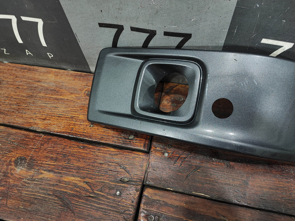 Накладка ПТФ передняя левая Tank 300 21-нв Б/У Оригинал 2803435XKM01A