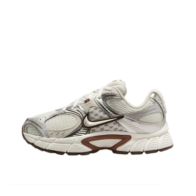 Nike V5 RNR "Sail Fauna Brown"