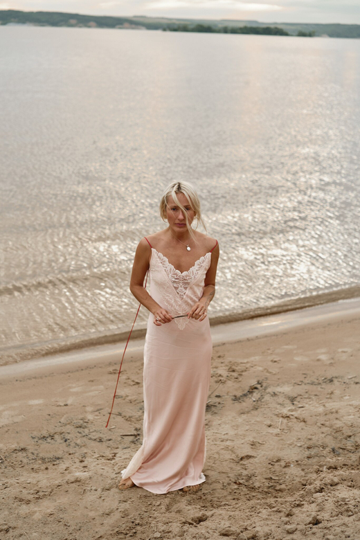 Комбине на бретелях red