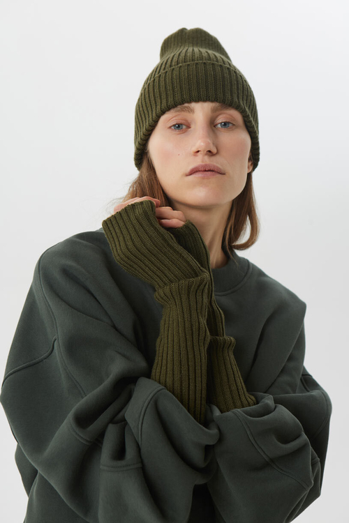 Жилет вязаный, черный