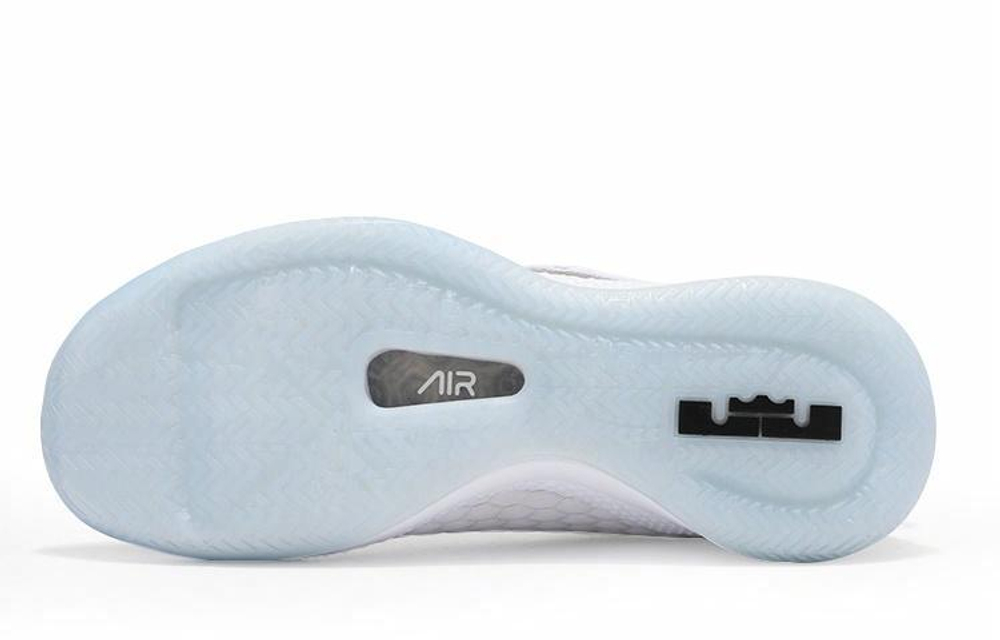 Кроссовки Nike Witness 3 Lebron Prm