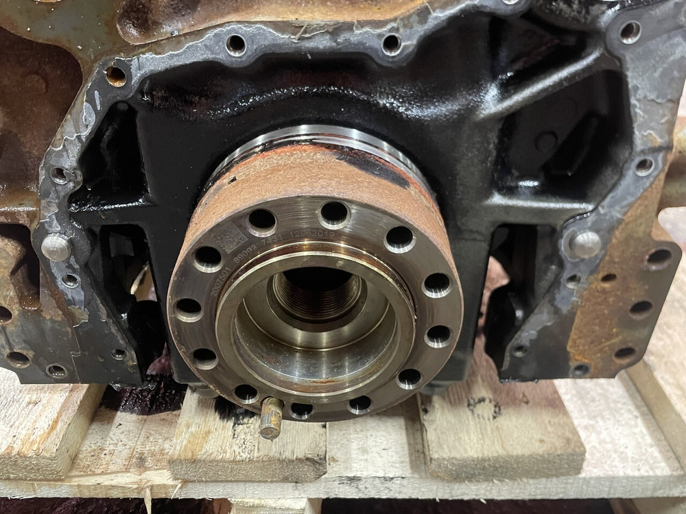 Шорт-блок двигателя MX13 2019г.