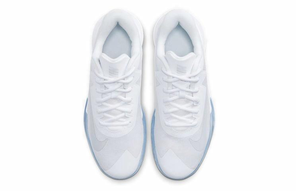Кроссовки Nike Precision 4