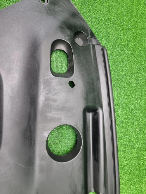 Кожух замка капота правый Hongqi HS5 (2019-н.в.)