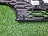 Решетка переднего бампера Mini Hatch F56 (21-24)