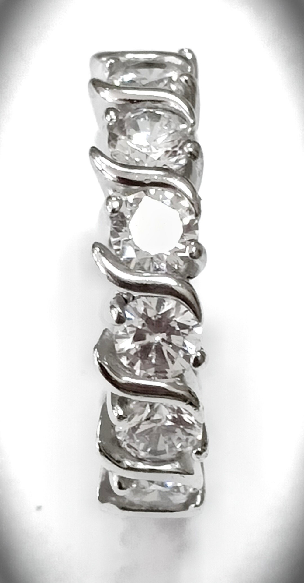 Ювелирное кольцо Эстерелла