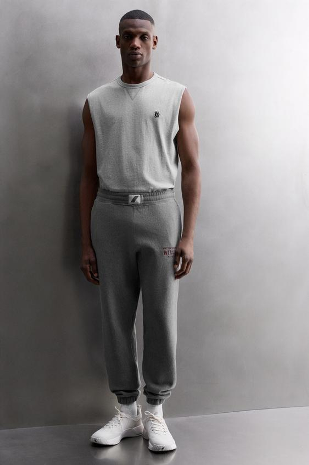 ZARA ДЖОГГЕРЫ С ТЕКСТОВЫМ ПРИНТОМ, СЕРЫЙ МЕЛАНЖ