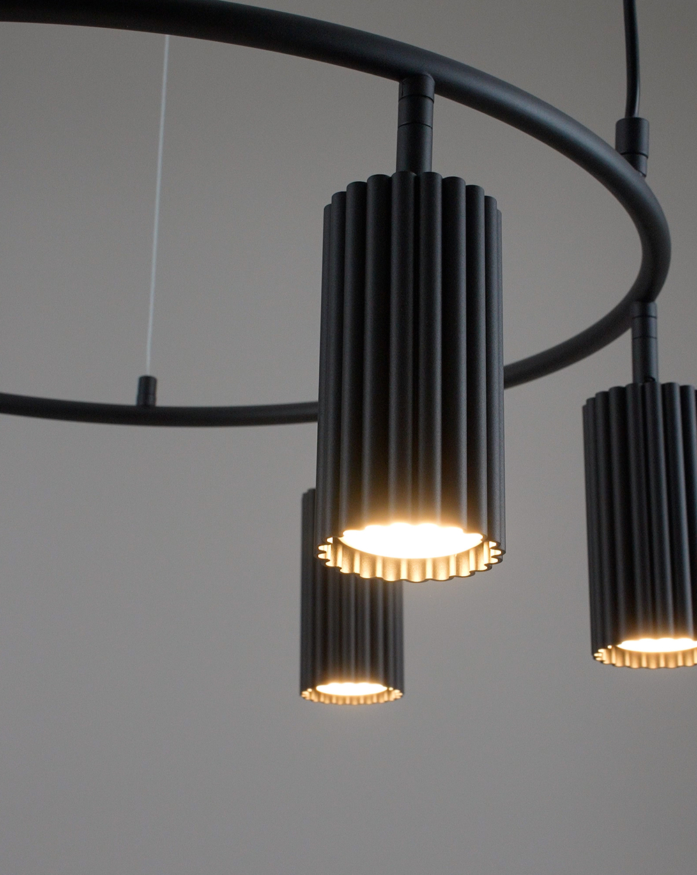 Люстра подвесная Moderli V11066-6P Cora