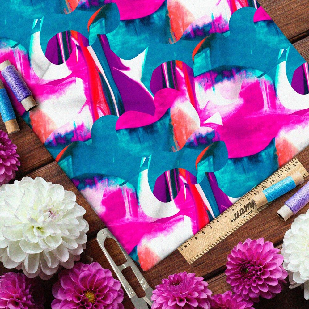 Ткань блэкаут уходящий женский силуэт