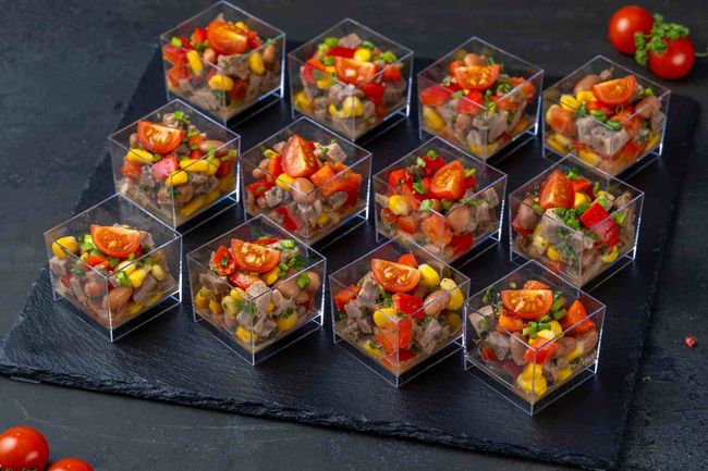 Веррин с отварной говядиной, кукурузой и болгарским перцем, 12 шт.