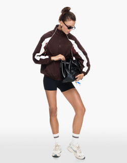BERSHKA Легкая спортивная куртка, коричневый