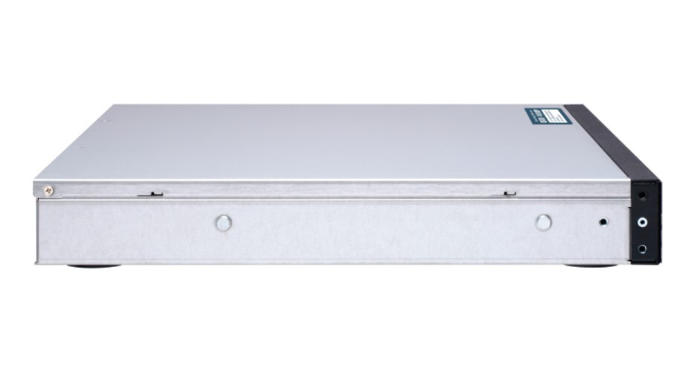 Коммутатор PoE QNAP QGD-1600P-8G