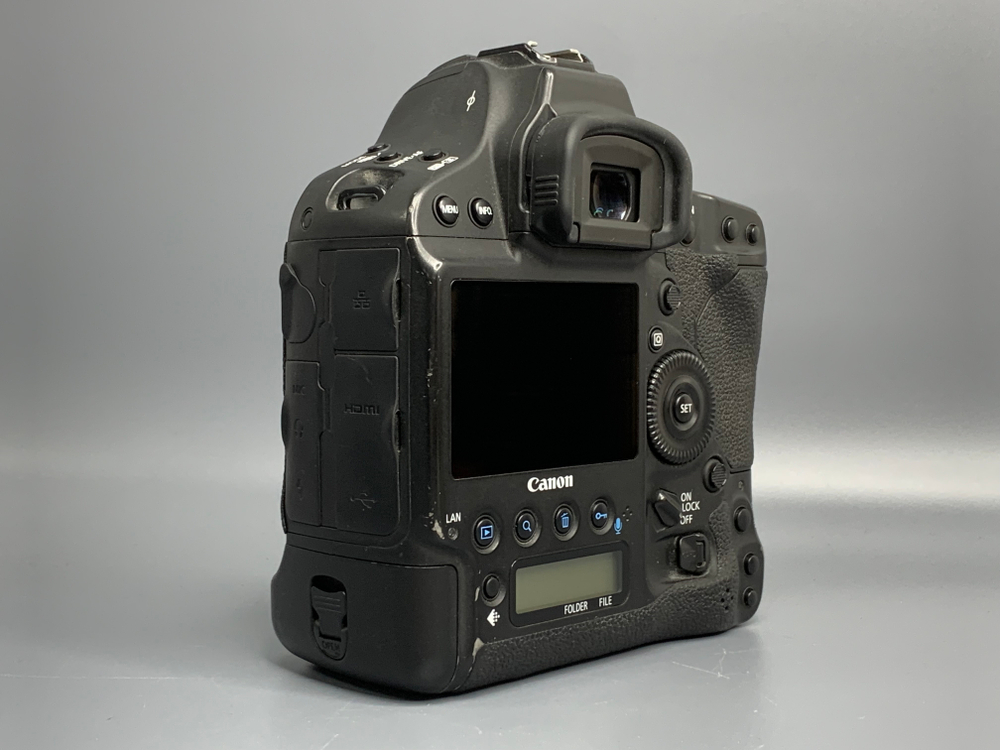 Canon EOS-1D X Mark II 700.000 кадров