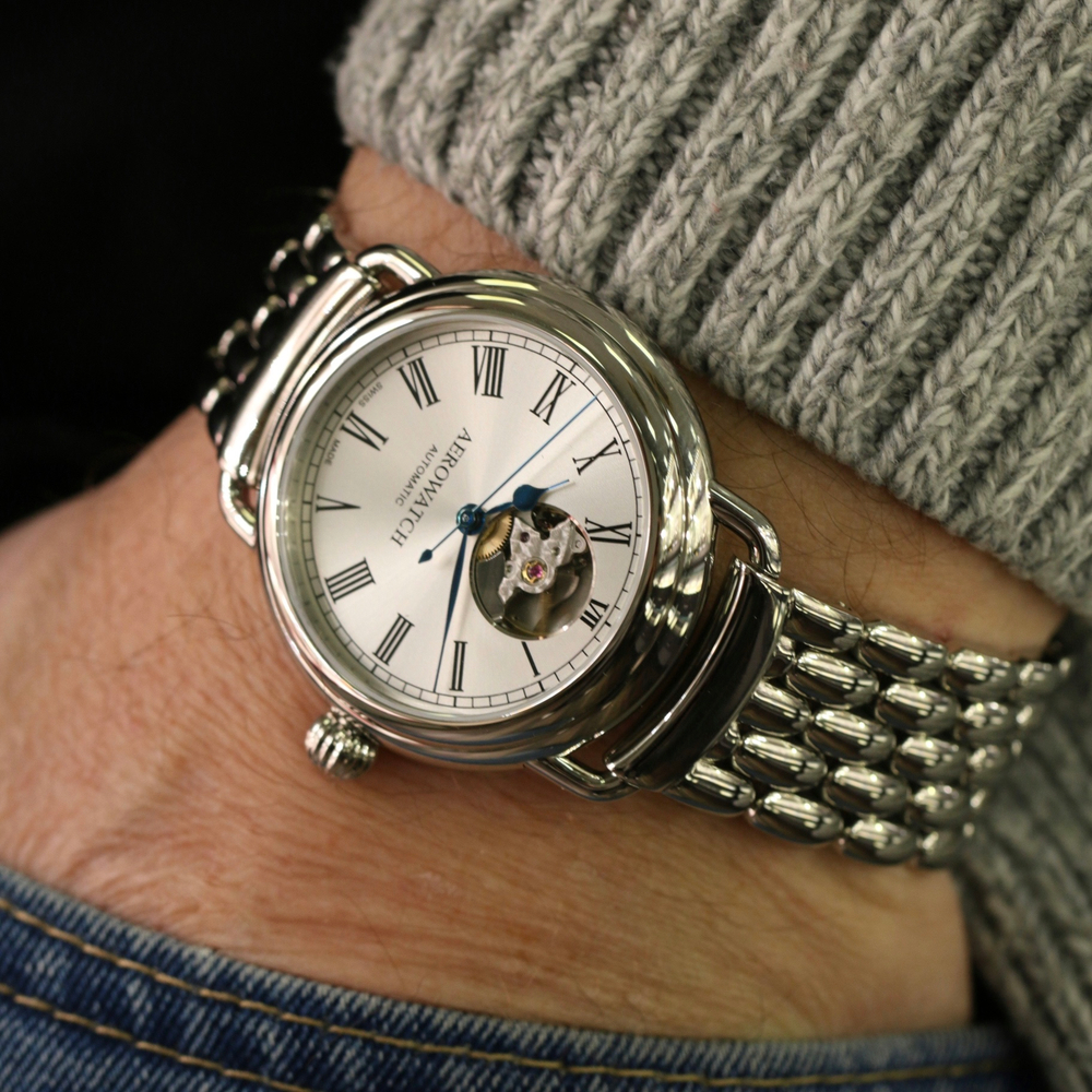 Aerowatch 68900 AA03 M