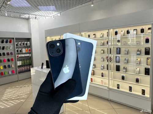 iPhone 13, 128 ГБ б/у