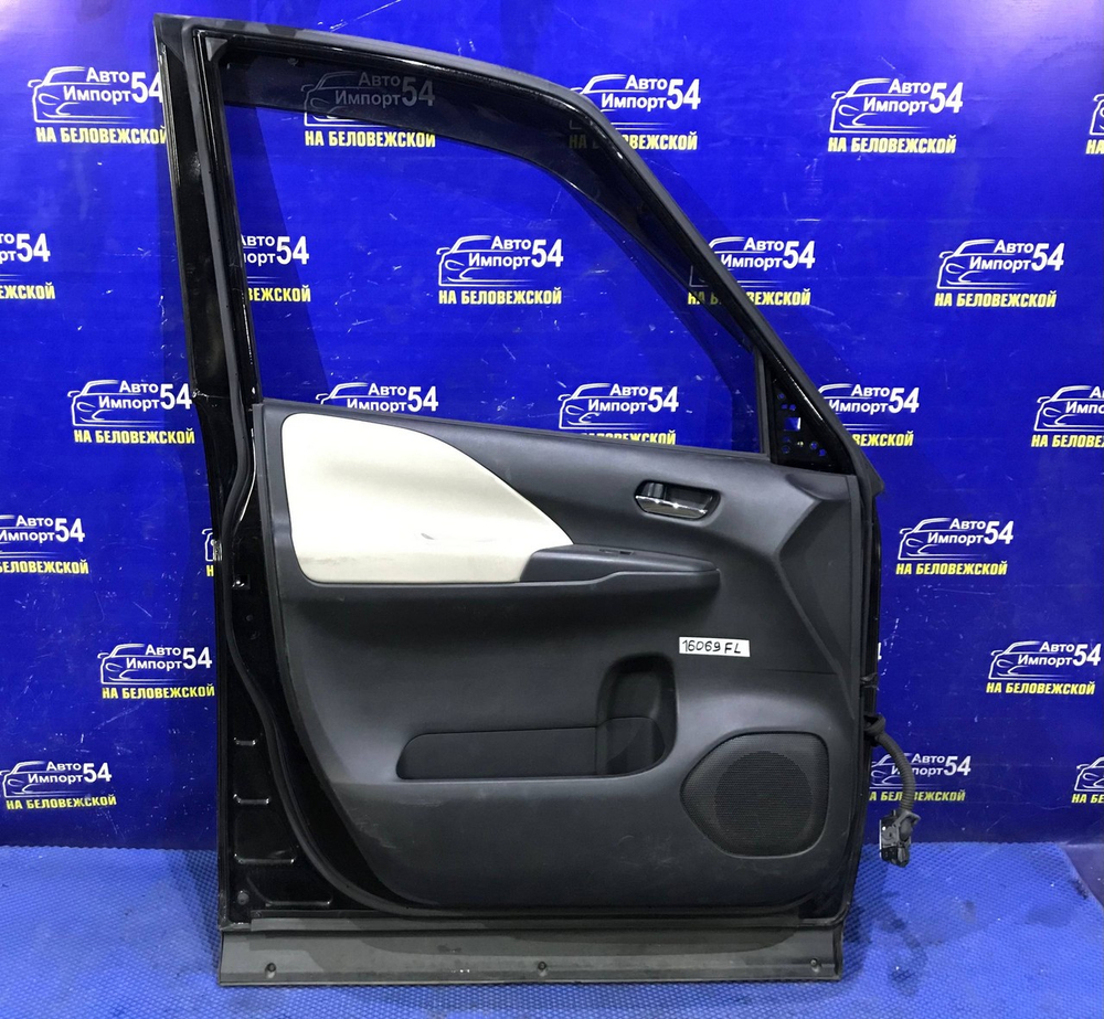 Дверь передняя левая NISSAN SERENA 2016-2022