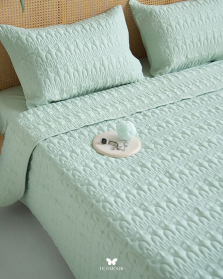 Комплект стеганного покрывала и 2 наволочек Lalehzar Gray Hermodr 130220312 Иран