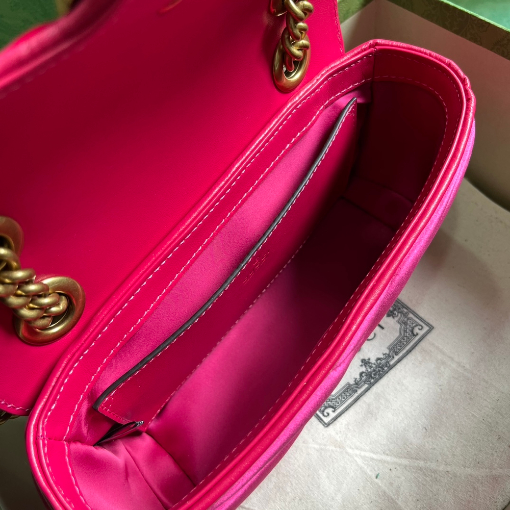 Gucci Marmont 22 cm