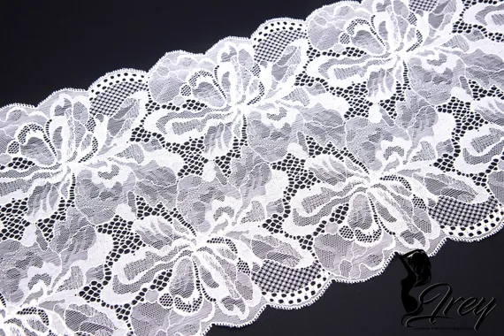 03-264 Кружево эластичное 22 см, теплый белый