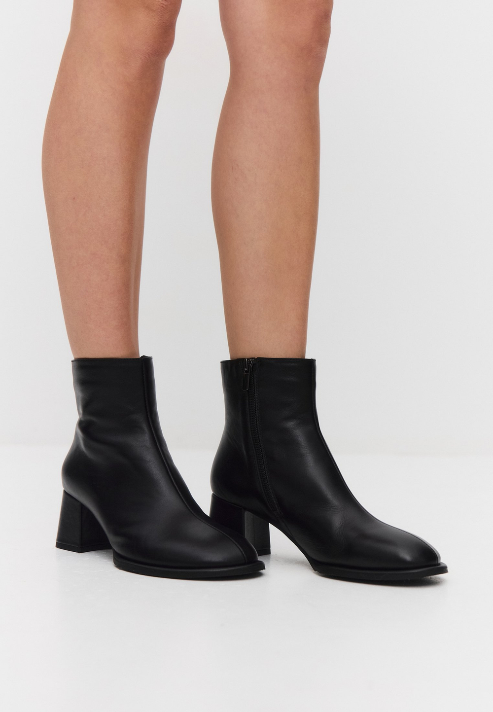 Ботильоны // Inga // Black