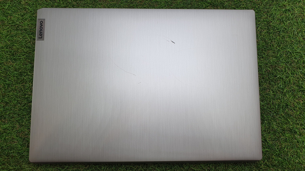 Ноутбук Lenovo i3-10/4Gb/FHD