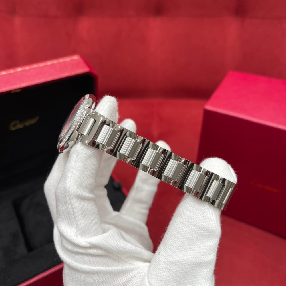 Cartier Ronde Must Watch