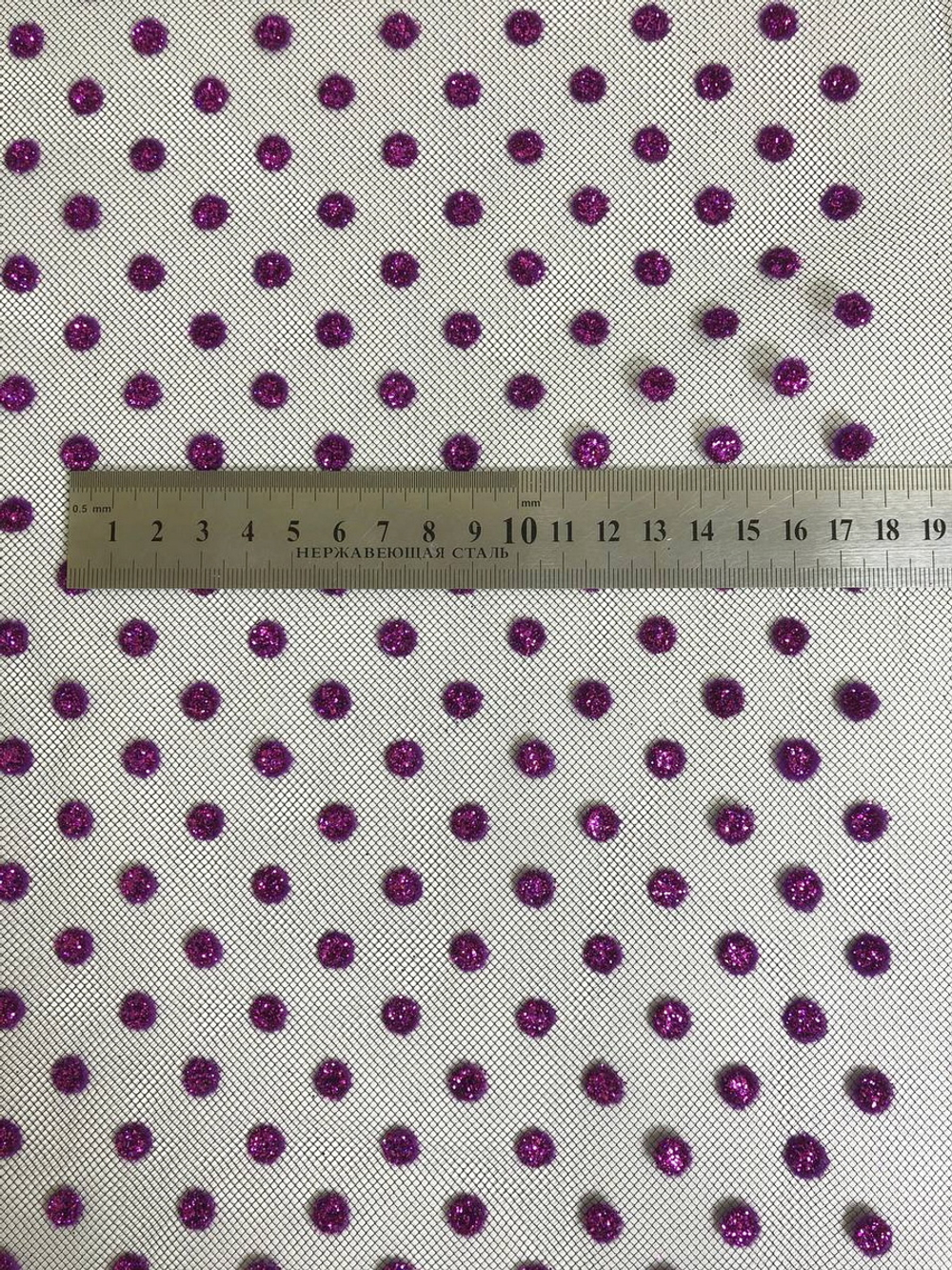 Фатин флок горох фуксия на черном, блестки фуксия