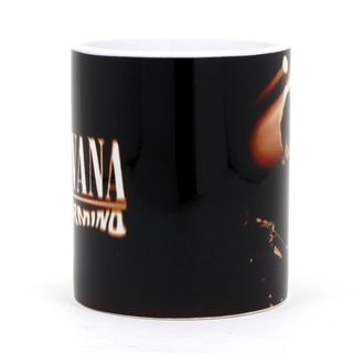 Кружка Nirvana Nevermind, Cobain с гитарой на сцене (573)