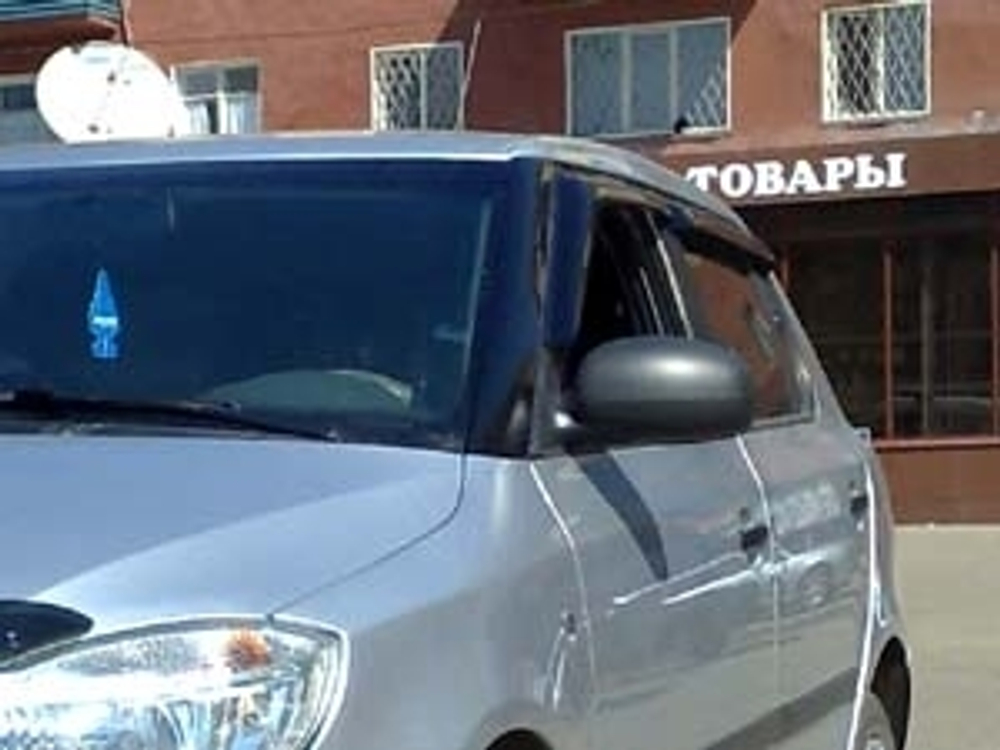 Дефлекторы боковых окон SIM для Skoda Fabia (2007-2015) арт.SSCFABH0732