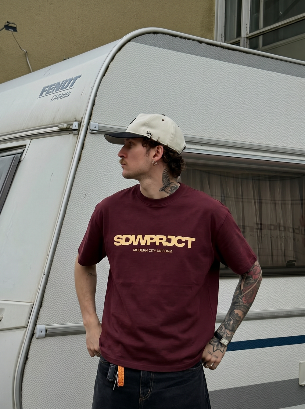 Футболка "SDWPRJCT" в красном цвете