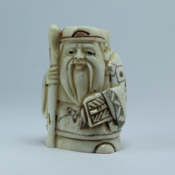 Нэцкэ Дзюродзин с посохом