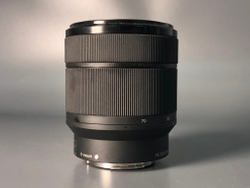 Sony 28-70 mm 3.5-5.6 OSS Sony E