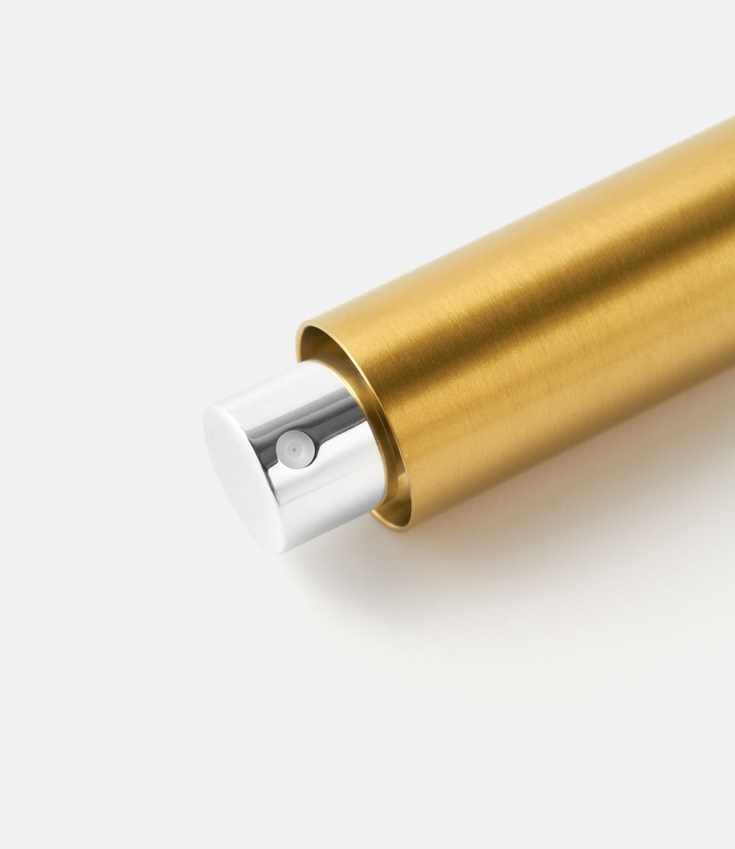 Mordeco NanoSprayer Gold — атомайзер с титановым покрытием