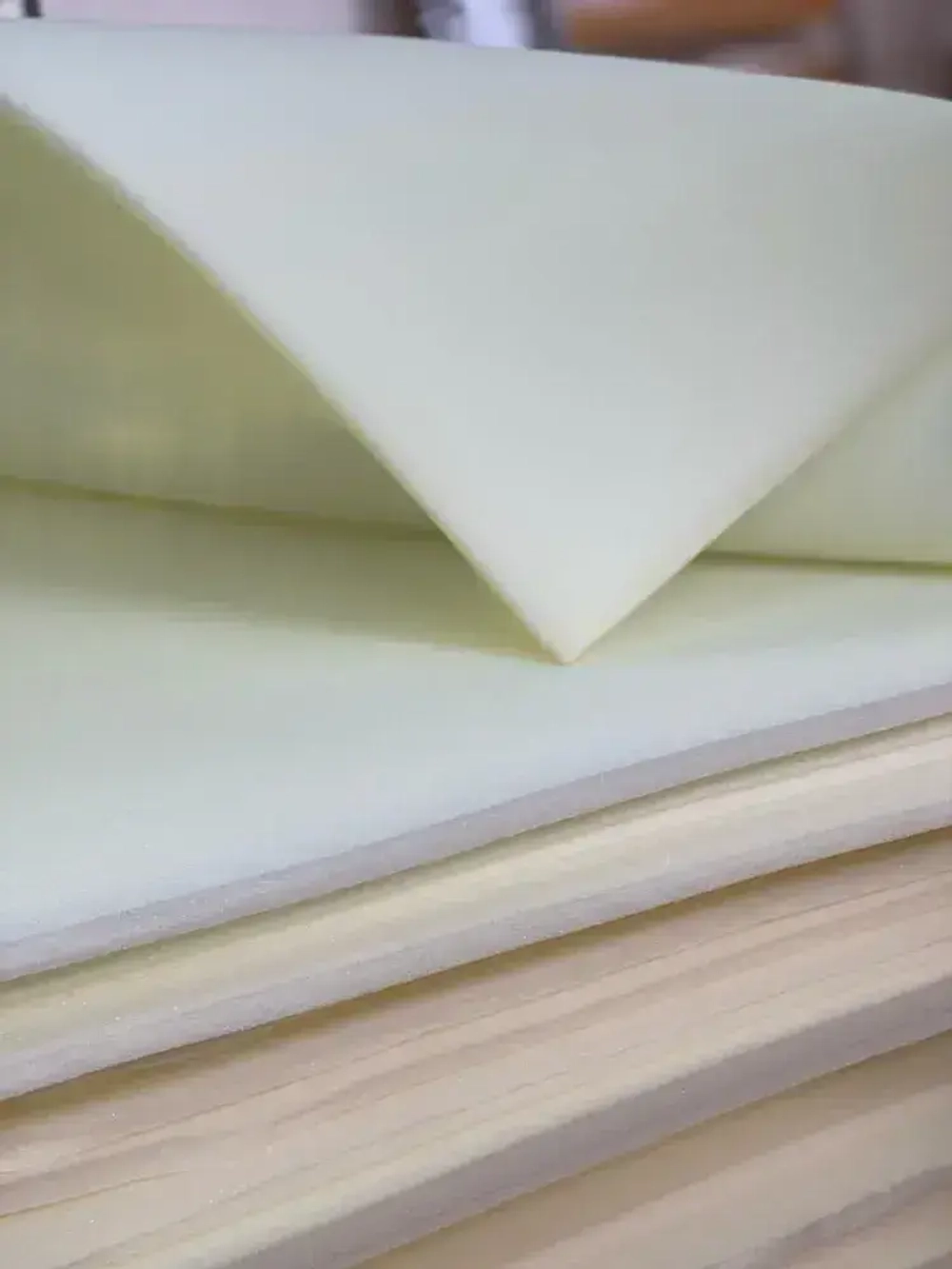 Поролон мебельный листовой EL 2240 ДхШ 1000х2000 мм (1х2 м), пенополиуретан повышенной жесткости плотность 22 кг/м3