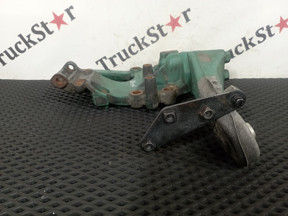 Кронштейн генератора