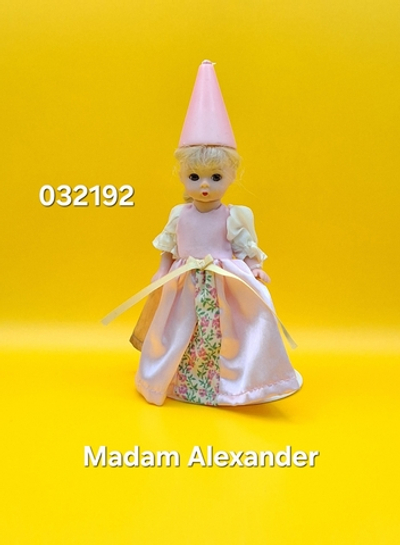 Коллекционная кукла Madame Alexander McDonalds 032192