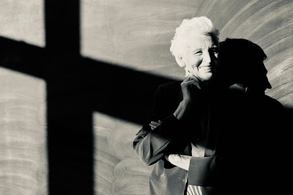 Почему «стареть красиво» — это новый джетлаг для женщин?