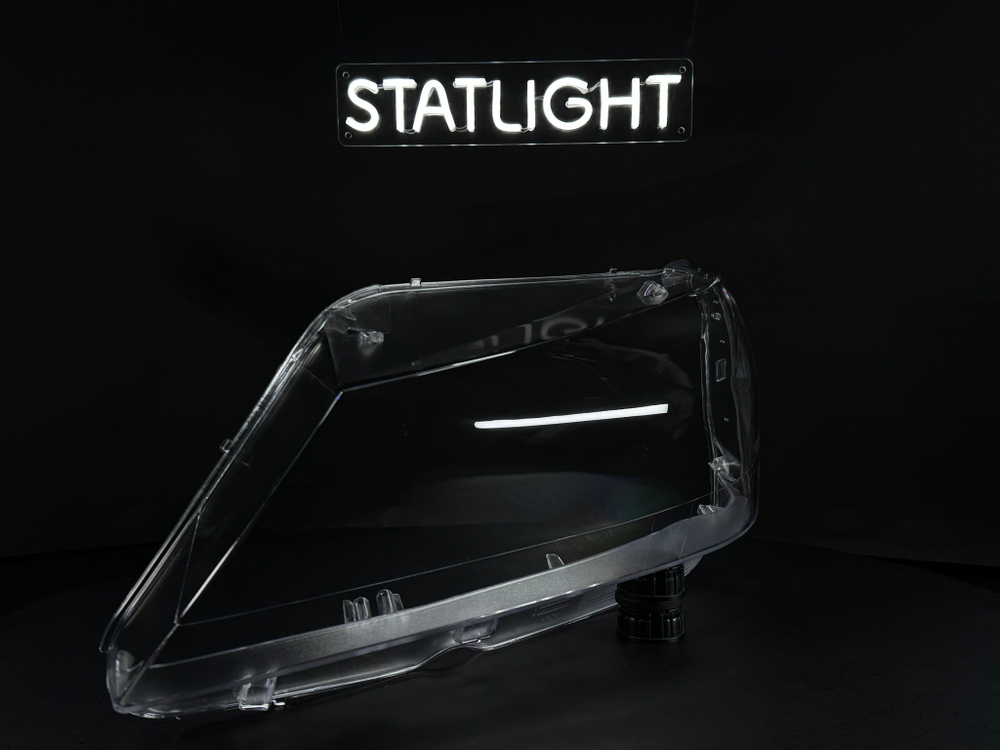 Левое стекло фары BMW X3 F25 2011-2014