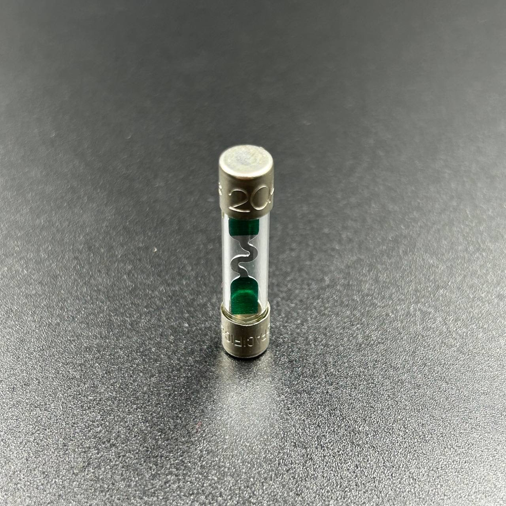 Предохранитель Suzuki DT2-140, DF4-9.9, DF4-6(A) (20A) (Suzuki)