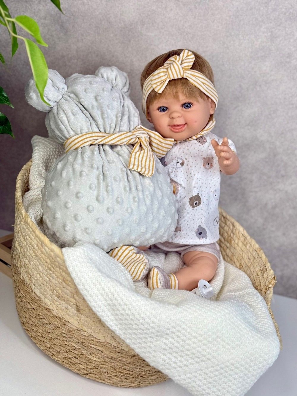 Кукла Marina and Pau 45cм Rosie мягконабивная (M1168K)