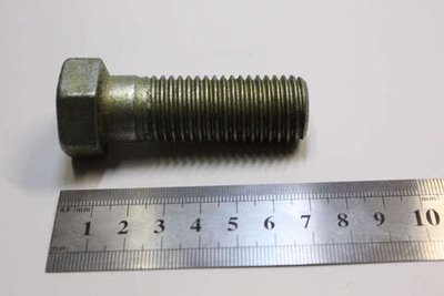 Болт 70-4605036 задней ступицы М20х2,5х60 МТЗ-1221