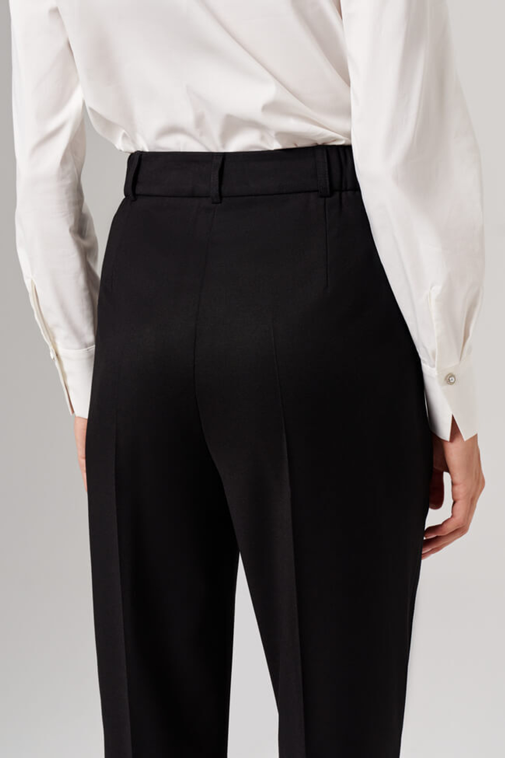 31102 Брюки женские (черный)