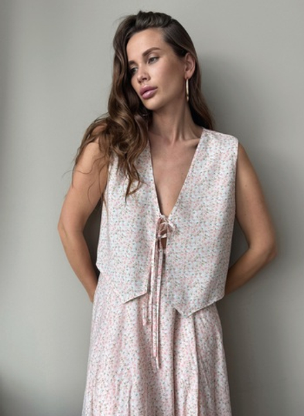 Жилет Мия на завязках 2025